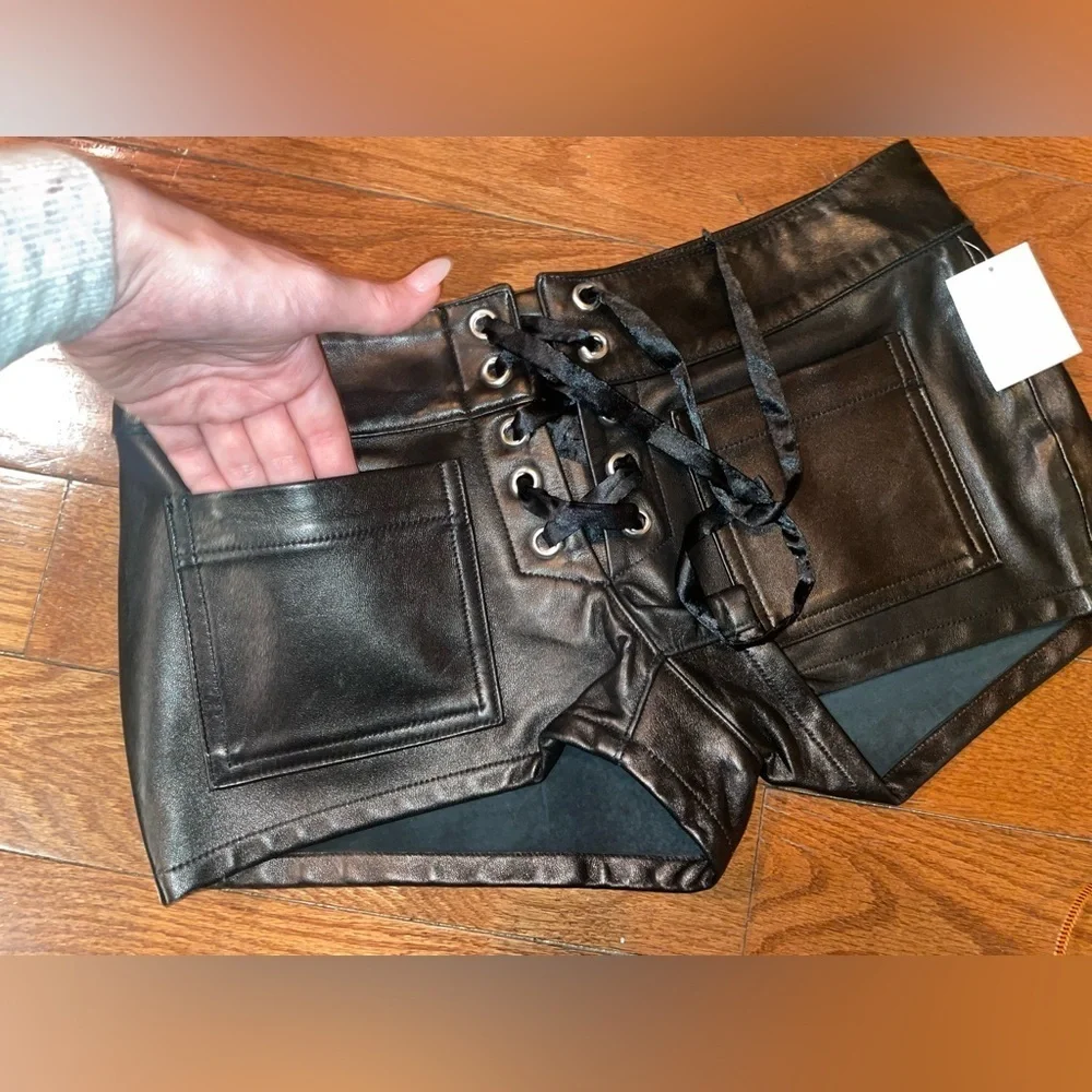 New! EB Denim Leather Black Micro Hottie Y2K
Lace Up Shorts ❤️🔥 Size 26 NWT! - Picture 11 of 15